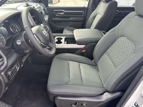 New 2026 RAM 1500 4x4 Crew Cab image 14