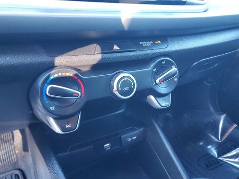 Used 2023 Kia Rio LX image 22