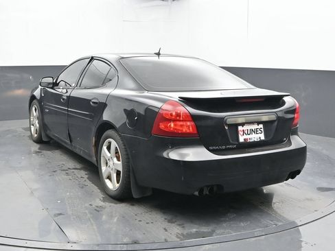 Used 2008 Pontiac Grand Prix GXP w/ Sun And Sound Package FWD image 10