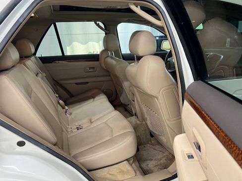 Used 2007 Cadillac SRX w/ Utility Package AWD/4WD image 11