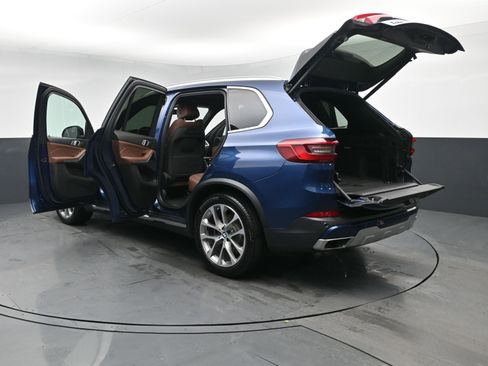 Used 2020 BMW X5 xDrive40i w/ Convenience Package image 31