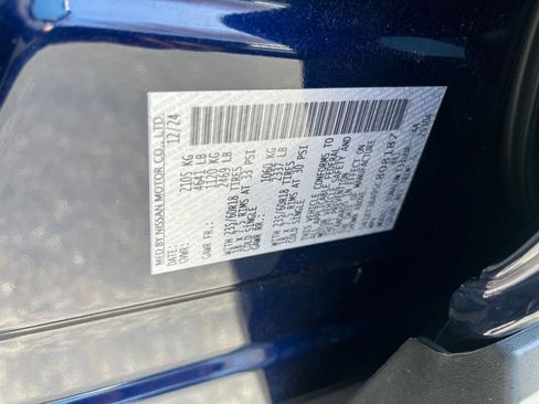 Used 2025 Nissan Rogue SV FWD image 31