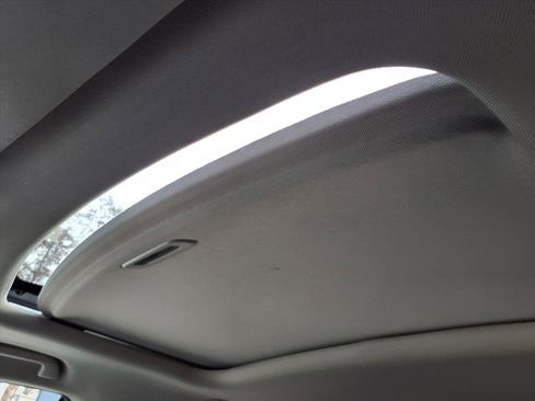 Used 2016 Honda Odyssey EX-L image 25