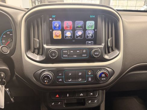 Used 2018 GMC Canyon SLT image 44