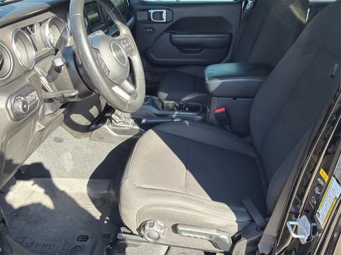 Used 2022 Jeep Wrangler Unlimited Sport image 10