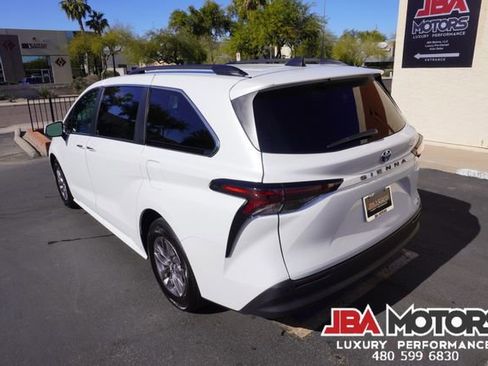 Used 2023 Toyota Sienna XLE image 20