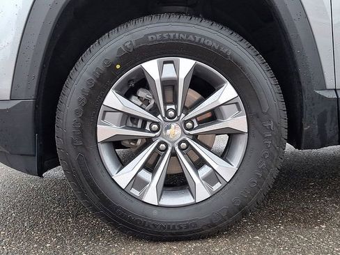 Used 2025 Chevrolet Equinox LT FWD image 8