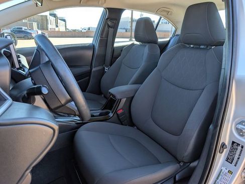 Used 2020 Toyota Corolla LE image 21