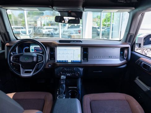 Used 2023 Ford Bronco Outer Banks AWD/4WD image 27