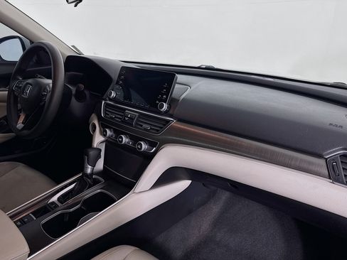 Used 2020 Honda Accord LX image 28