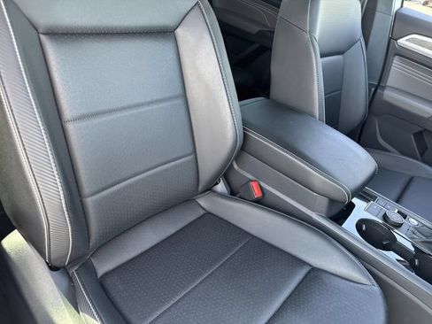 Used 2023 Volkswagen Atlas Cross Sport SE w/ Panoramic Sunroof Package AWD/4WD image 27