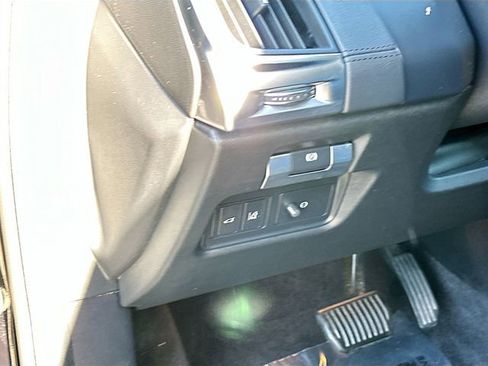 Used 2020 Jaguar E-PACE Base image 10