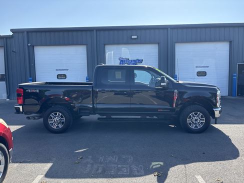 Used 2024 Ford F350 Lariat w/ Camper Package image 2