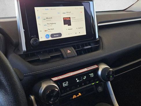 Used 2025 Toyota RAV4 XLE image 8