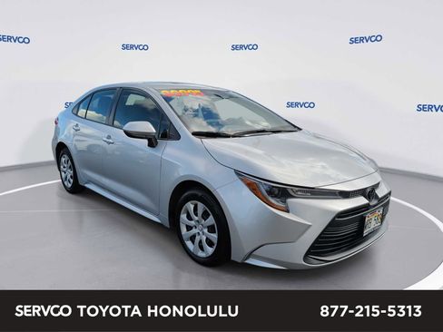 Used 2023 Toyota Corolla LE image 1