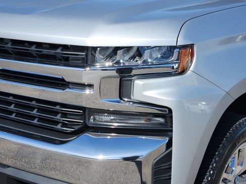 Used 2020 Chevrolet Silverado 1500 LT w/ Texas Edition image 8