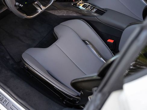 Used 2023 Ferrari 296 GTS image 11