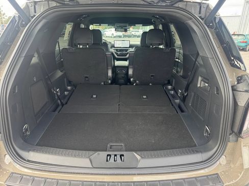 New 2026 Ford Explorer ST AWD/4WD image 19