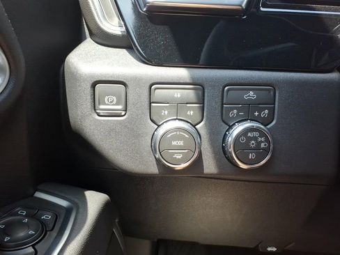 New 2026 GMC Sierra 2500 SLE w/ SLE Value Package; AWD/4WD image 18