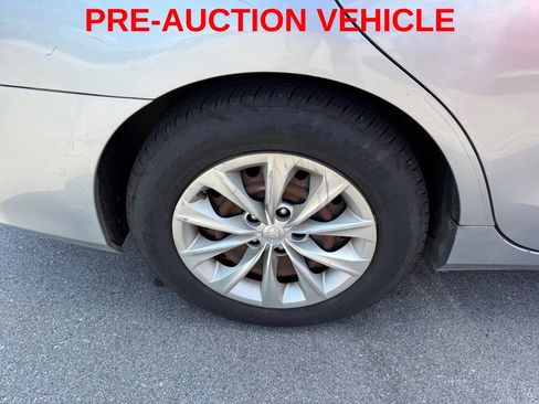 Used 2016 Toyota Camry LE FWD image 6