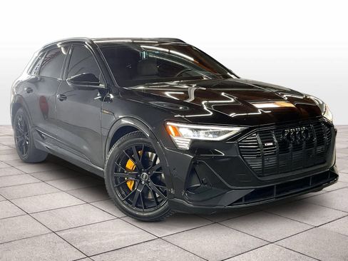 Used 2023 Audi e-tron Chronos w/ Chronos Package image 2