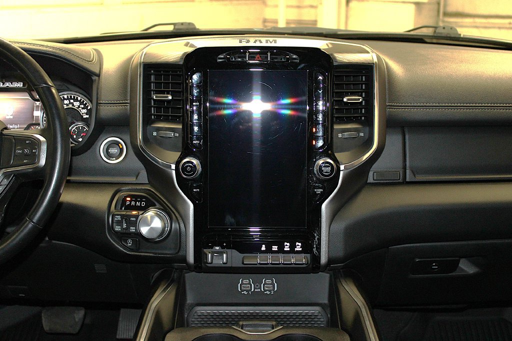 Used 2023 RAM 1500 Laramie AWD/4WD image 16