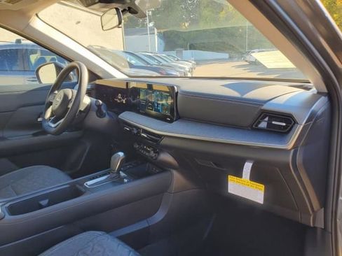 New 2026 Nissan Kicks SV image 12