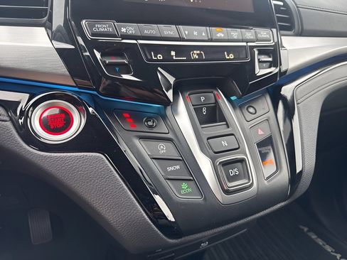 Used 2023 Honda Odyssey Touring image 17