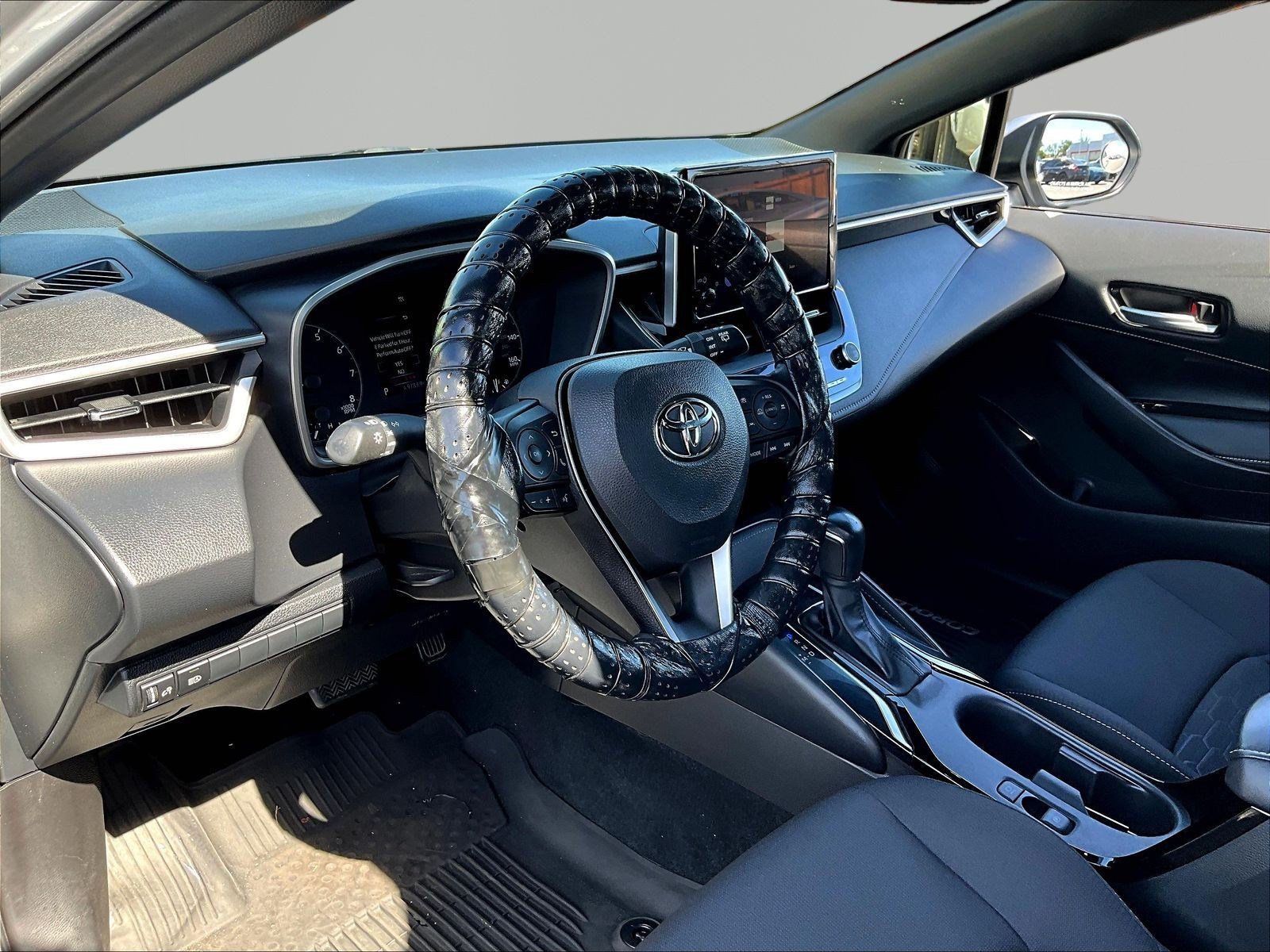 Used 2024 Toyota Corolla SE FWD image 17