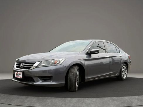 Used 2014 Honda Accord LX image 4