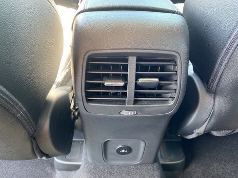 Certified 2024 Ford Escape Platinum w/ Premium Technology Package image 30