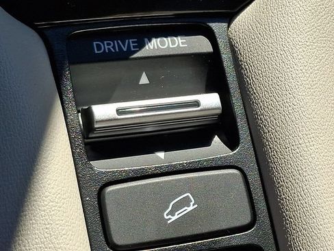 Used 2024 Honda HR-V LX image 22