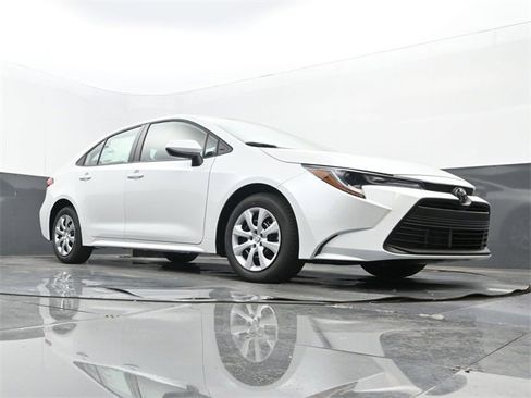 New 2026 Toyota Corolla LE image 22