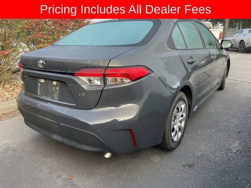 Used 2025 Toyota Corolla LE w/ Convenience Package FWD image 9