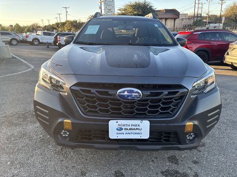 Used 2022 Subaru Outback Wilderness image 8