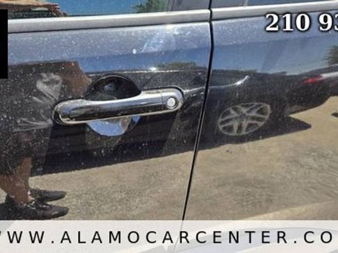 Used 2015 Jeep Renegade Latitude FWD image 10