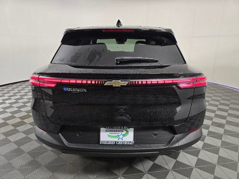New 2026 Chevrolet Equinox EV LT FWD image 6
