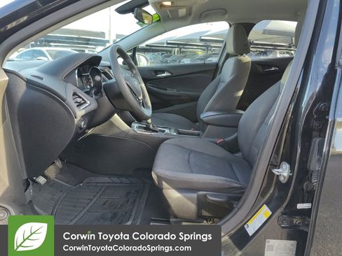 Used 2019 Chevrolet Cruze LS image 13