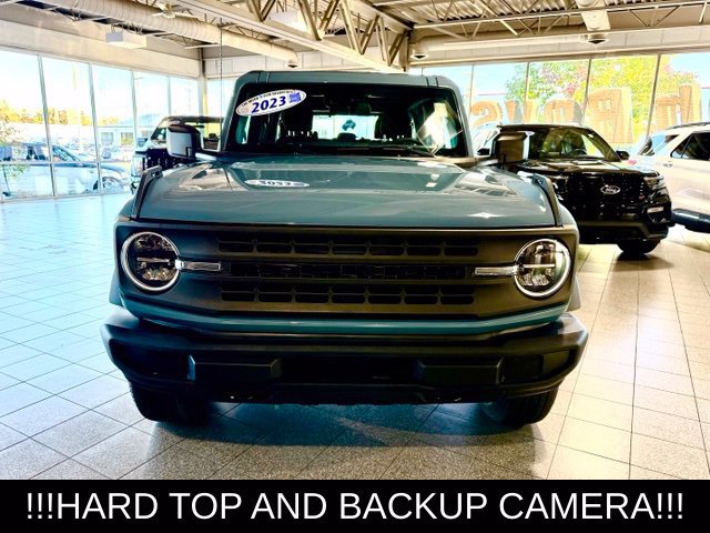 Used 2023 Ford Bronco 4-Door AWD/4WD image 3