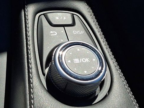 Used 2025 INFINITI QX50 Pure image 23