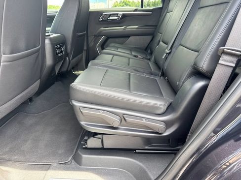 Used 2025 Chevrolet Tahoe Z71 AWD/4WD image 22