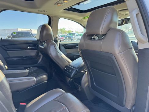 Used 2017 GMC Acadia Limited SLT AWD/4WD image 19