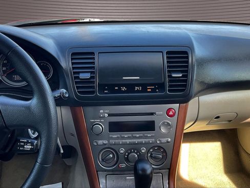 Used 2005 Subaru Outback 2.5i AWD/4WD image 14
