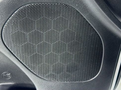 Used 2020 Jeep Grand Cherokee Overland image 22