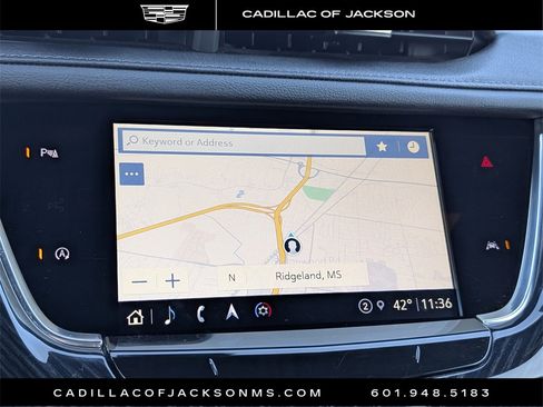 Certified 2025 Cadillac XT6 Premium Luxury image 17