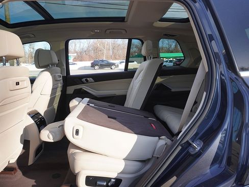 Used 2019 BMW X7 xDrive40i w/ Luxury Seating Package image 48