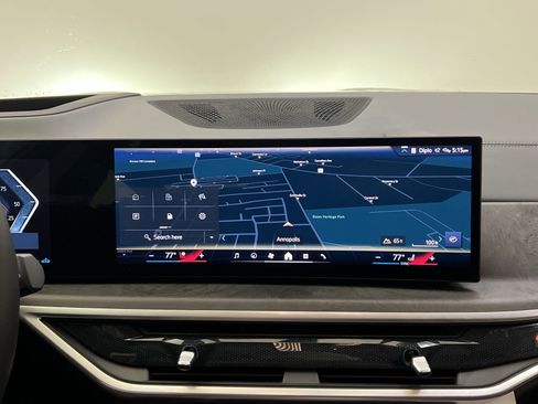 Used 2024 BMW X7 xDrive40i image 18