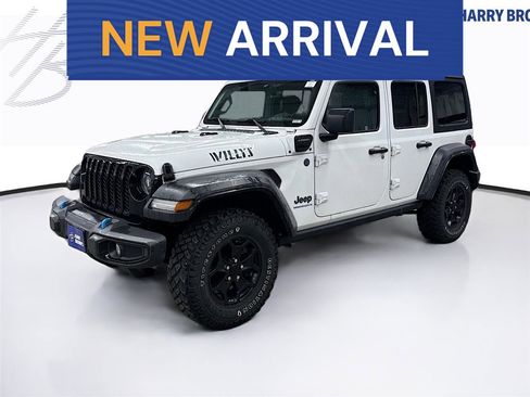 Used 2023 Jeep Wrangler Unlimited w/ Cold Weather Group AWD/4WD image 1