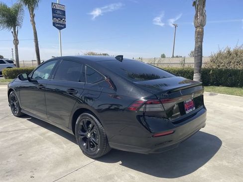 Used 2025 Honda Accord SE image 6