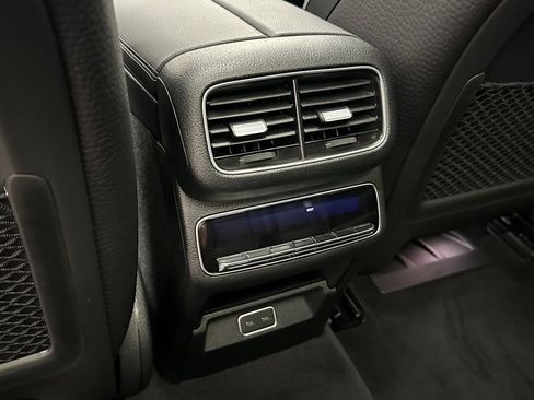 New 2026 Mercedes-Benz GLS 450 4MATIC image 27